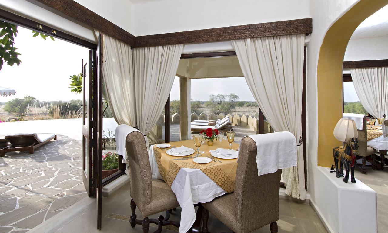 Hotel Mihir Garh Rohat Esterno foto