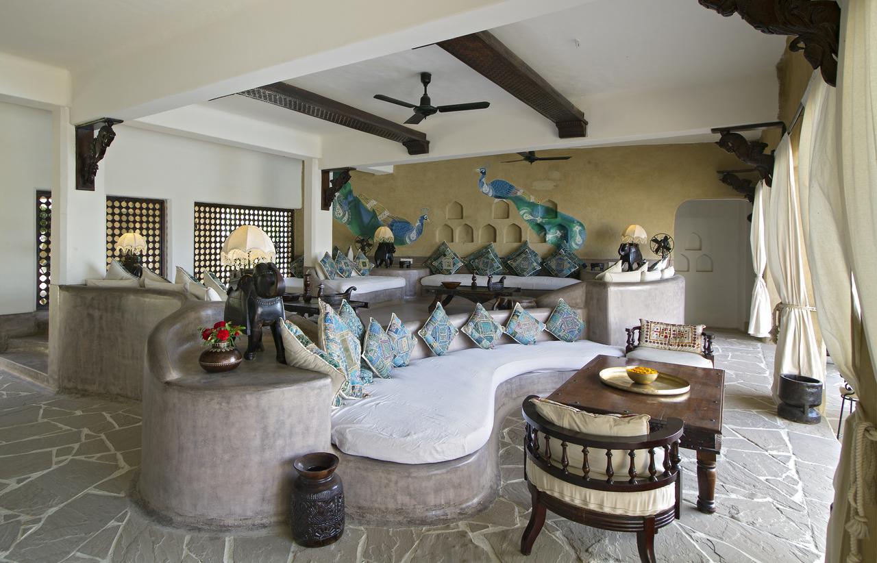 Hotel Mihir Garh Rohat Esterno foto