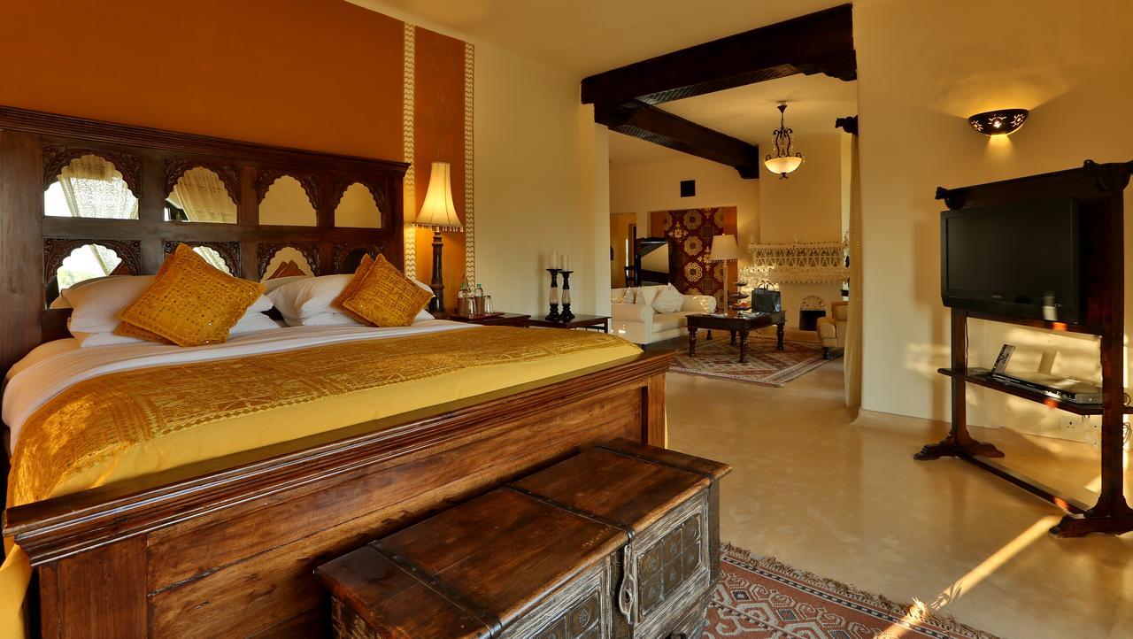 Hotel Mihir Garh Rohat Esterno foto