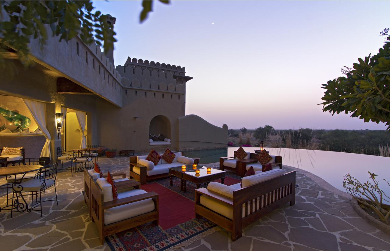 Hotel Mihir Garh Rohat Esterno foto