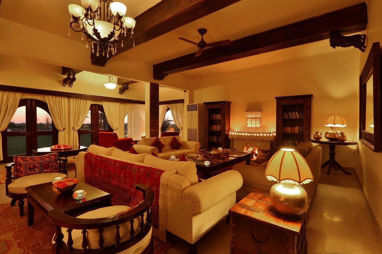 Hotel Mihir Garh Rohat Esterno foto